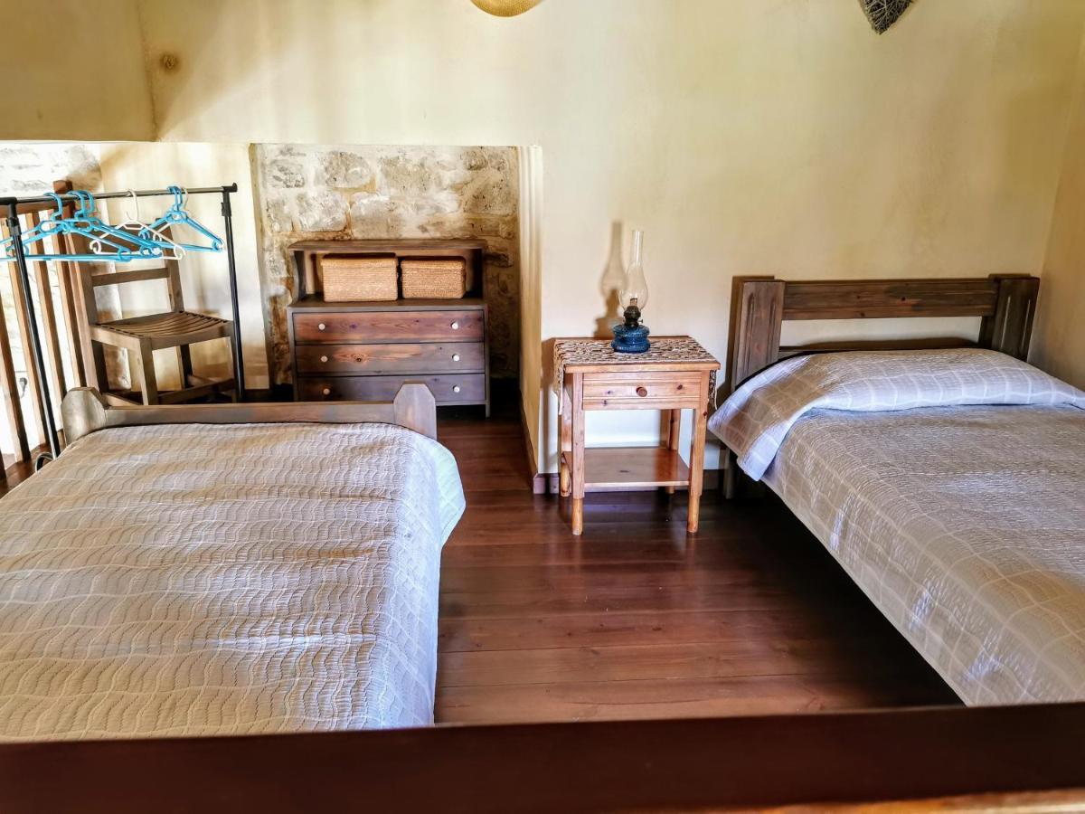 Aelia Apartment Kamilari Luaran gambar