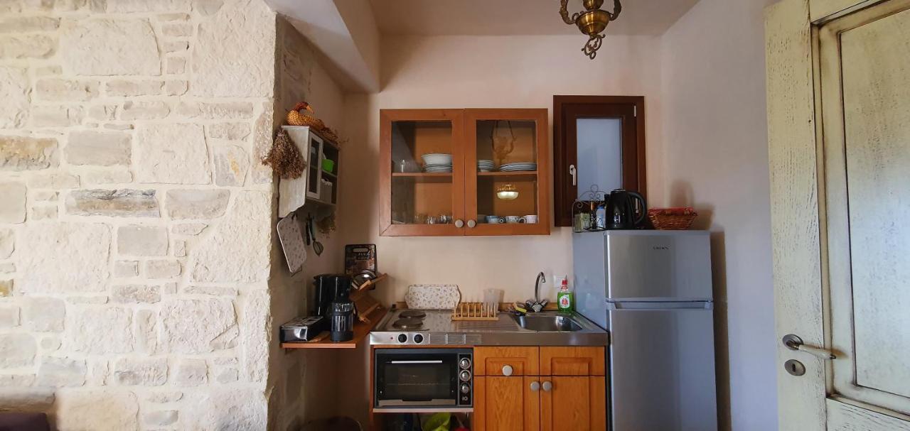 Aelia Apartment Kamilari Luaran gambar
