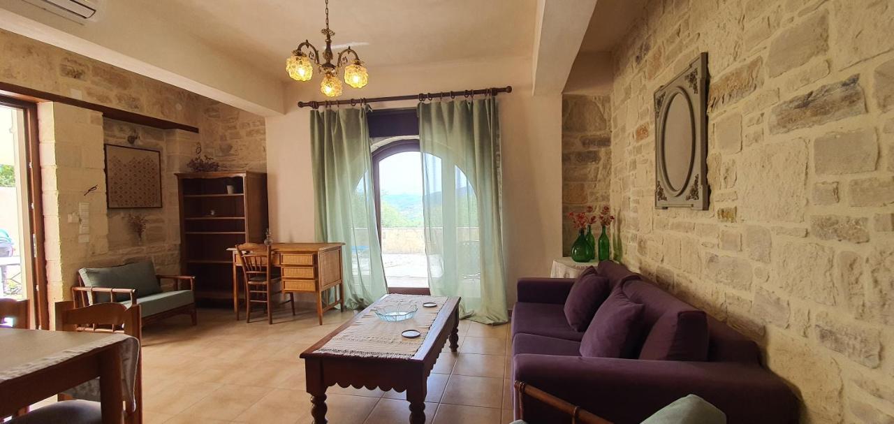 Aelia Apartment Kamilari Luaran gambar